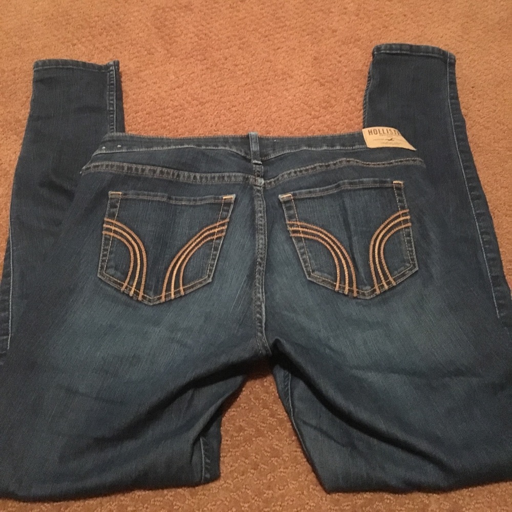 Dark wash hollister jeans